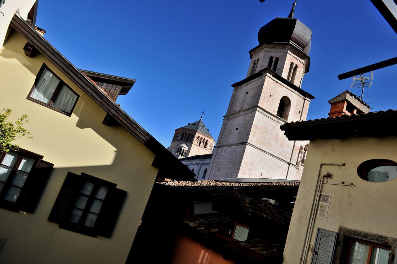 B&B And Apartments Al Duomo Тренто Екстериор снимка